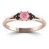 Wytworna elegancja - Pierścionek zaręczynowy Diamond Sky, różowe złoto, różowy szafir, czarne brylanty