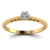 Nowoczesne piękno - Pierścionek zaręczynowy z dwukolorowego złota, diament