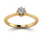 Wyjątkowa klasyka - Pierścionek zaręczynowy z żółtego złota z diamentem