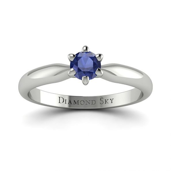 Elegancki minimalizm - Klasyczny pierścionek Diamond Sky, białe złoto, szafir