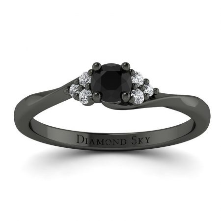 Nieskończony blask - Pierścionek zaręczynowy z czarnego złota z czarnym brylantem i diamentami - Diamond Sky