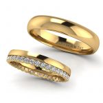 Obrączki-ślubne-z-żółtego-złota-z-diamentami-1mm-do-połowy-Diamond-Sky-Diamentowe-szczęście