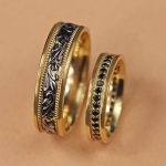 fantazja-ornamentu-na-zawsze-komplet-obraczek-diamond-sky-zolte-czarne-zloto-1