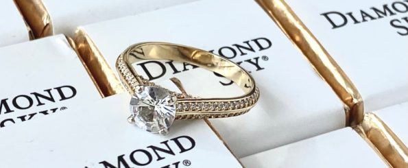 Pierścionek z brylantem Diamond Sky